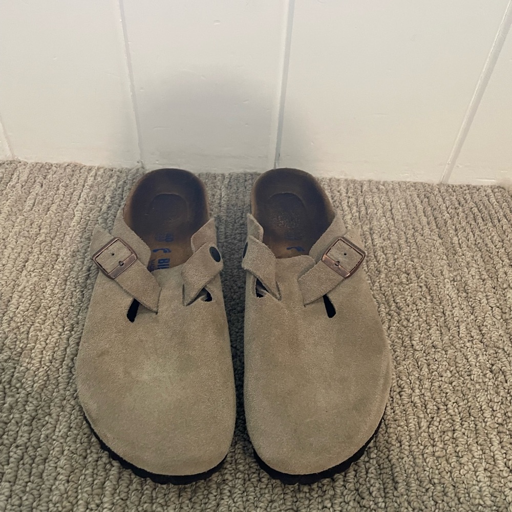 Barely worn Birkenstock Boston clog size 40